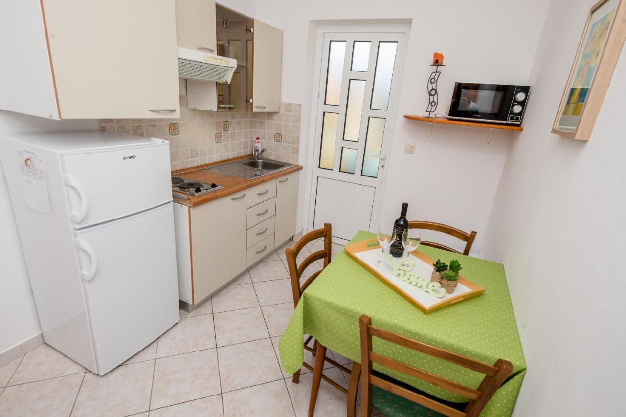 Apartment Marisol Barbat Barbat na Rabu Exterior photo