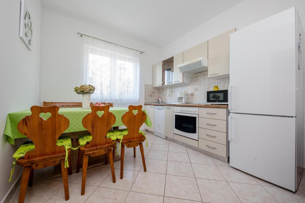 Apartment Marisol Barbat Barbat na Rabu Exterior photo